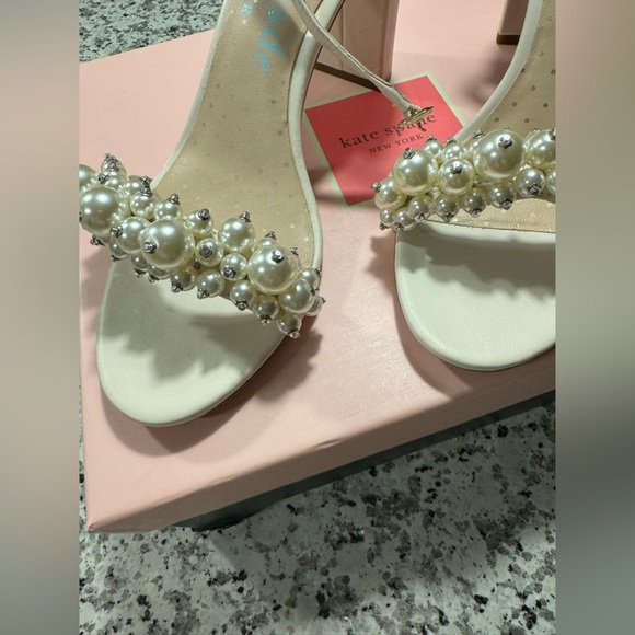 Kate Spade ♠️ Rosa Pearl leather Heels. - Picture 11 of 17
